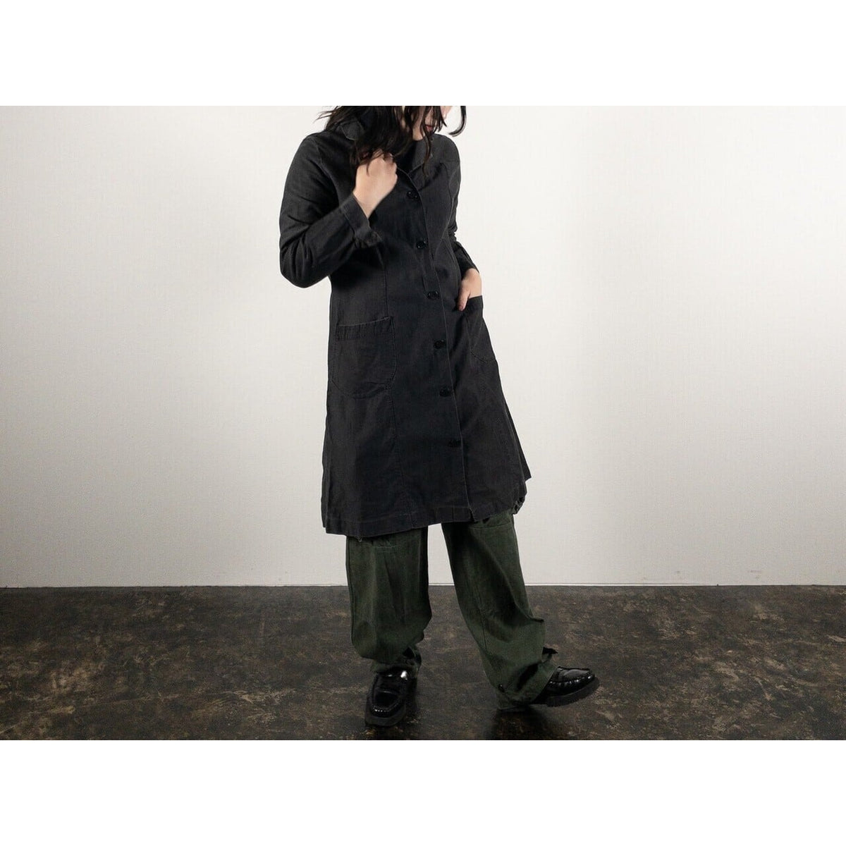 1940-50s "French Vintage" Light Black Moleskin Atelier Work Coat for Ladies