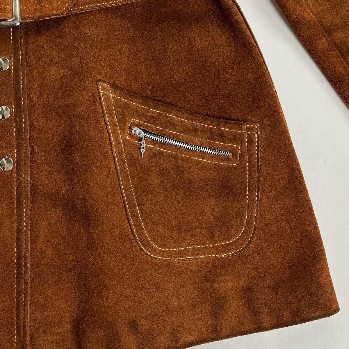 1980s-90s "Canadian Vintage" Brown Suede Leather Jacket for Ladies