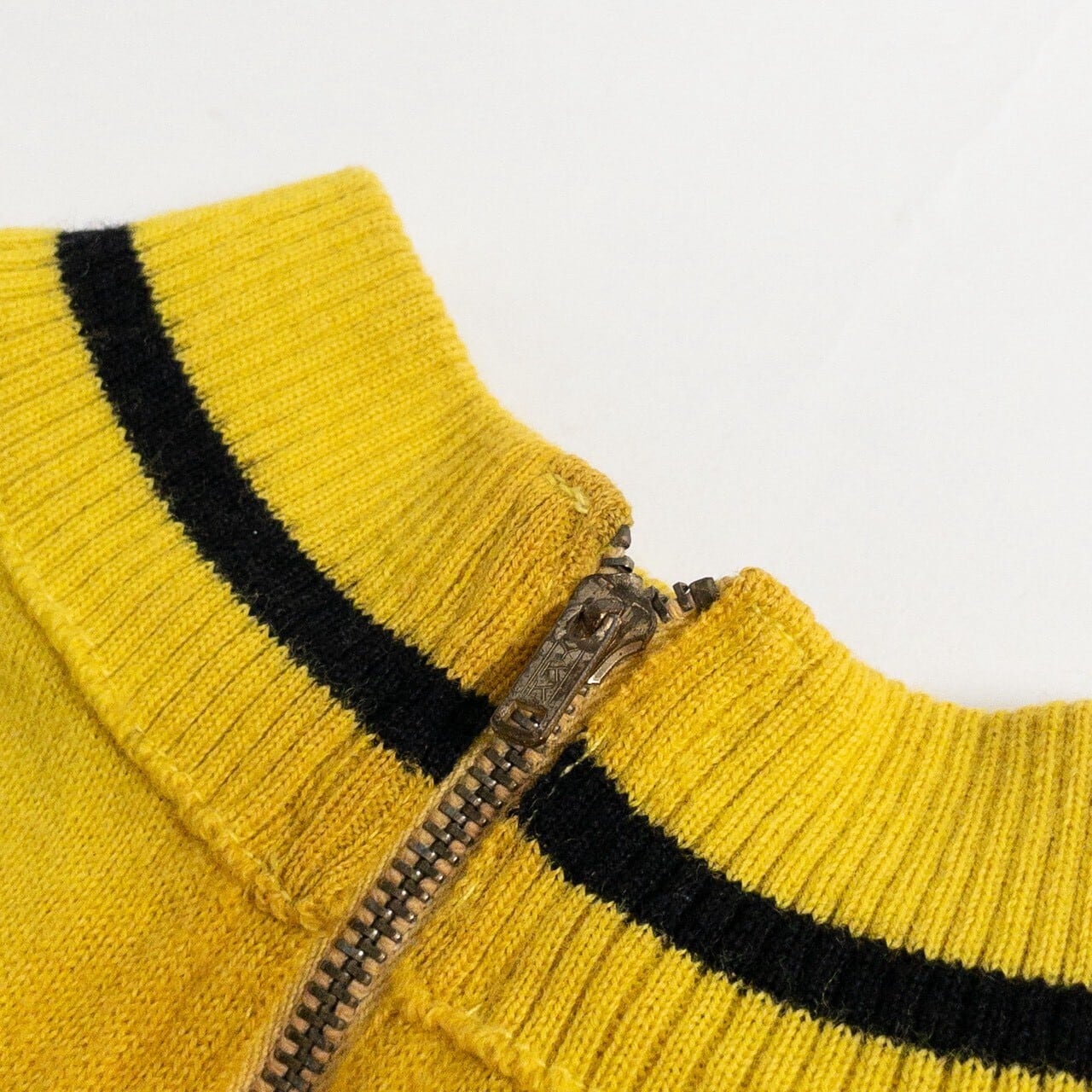 1970-80s "Au Tour de France" Yellow × Black Cyclist Knit Shirt